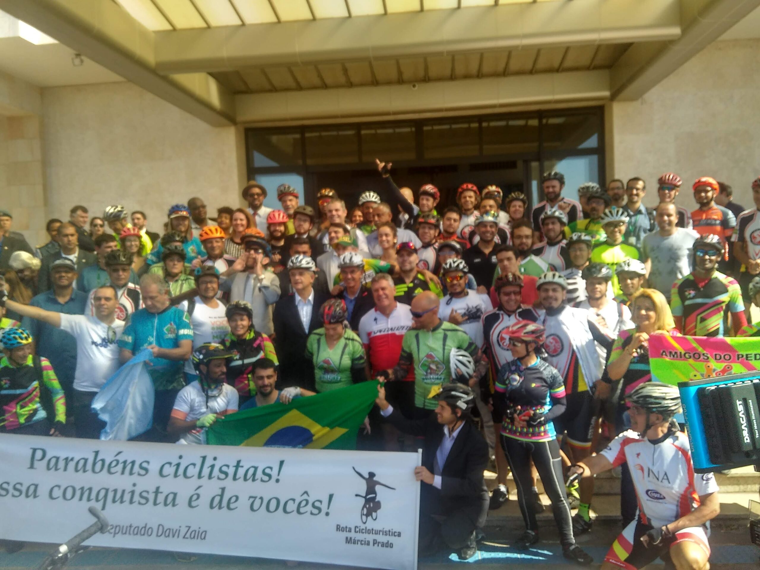 pedal anchieta 2019 milhares de ciclistas tomaram a rodovia anchieta em 02-12-2018